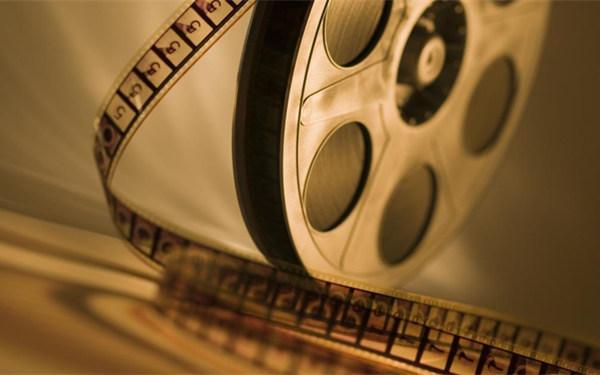 從馮小剛炮轟萬達(dá)說起：電影業(yè)缺乏規(guī)則正加劇行業(yè)衰落