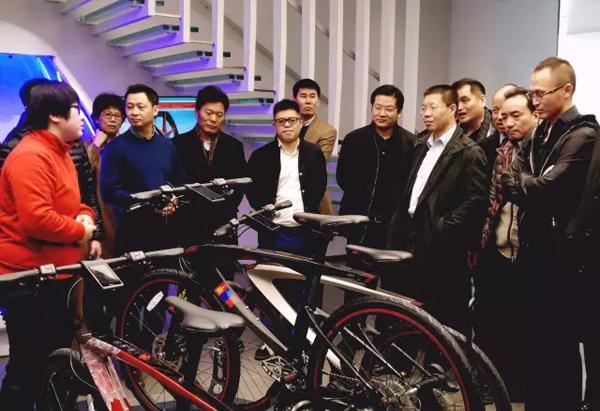 賈躍亭還有多少好同學(xué)?樂視再迎50名長(zhǎng)江商學(xué)院校友考察團(tuán)