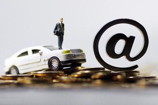 網(wǎng)約車司機(jī)月入4萬變1萬 租車經(jīng)營司機(jī)退租毀約