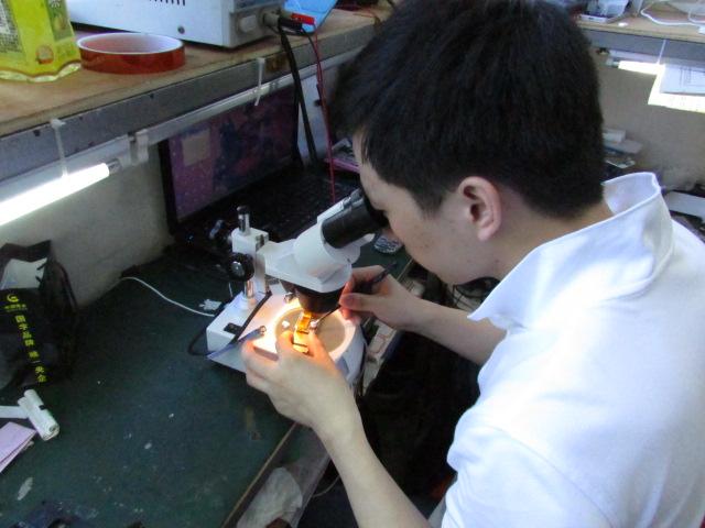 記者暗訪：手機不論偷撿一概回收不問 更不需發(fā)票信息登記