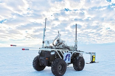 冰結(jié)構(gòu)探測機器人 成功用于南極科考