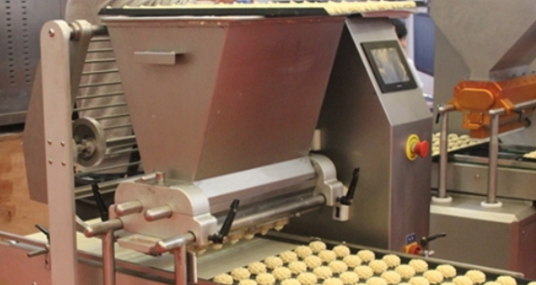 食機(jī)業(yè):面對(duì)危機(jī)公關(guān)步步為營(yíng) 飛行檢查面面俱到