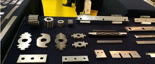 食品機(jī)械設(shè)備刀具用處多 使用保養(yǎng)是大事