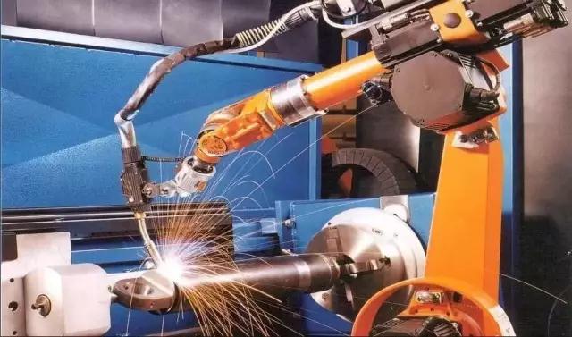 如何將工業(yè)機(jī)器人與數(shù)控機(jī)床融合應(yīng)用？